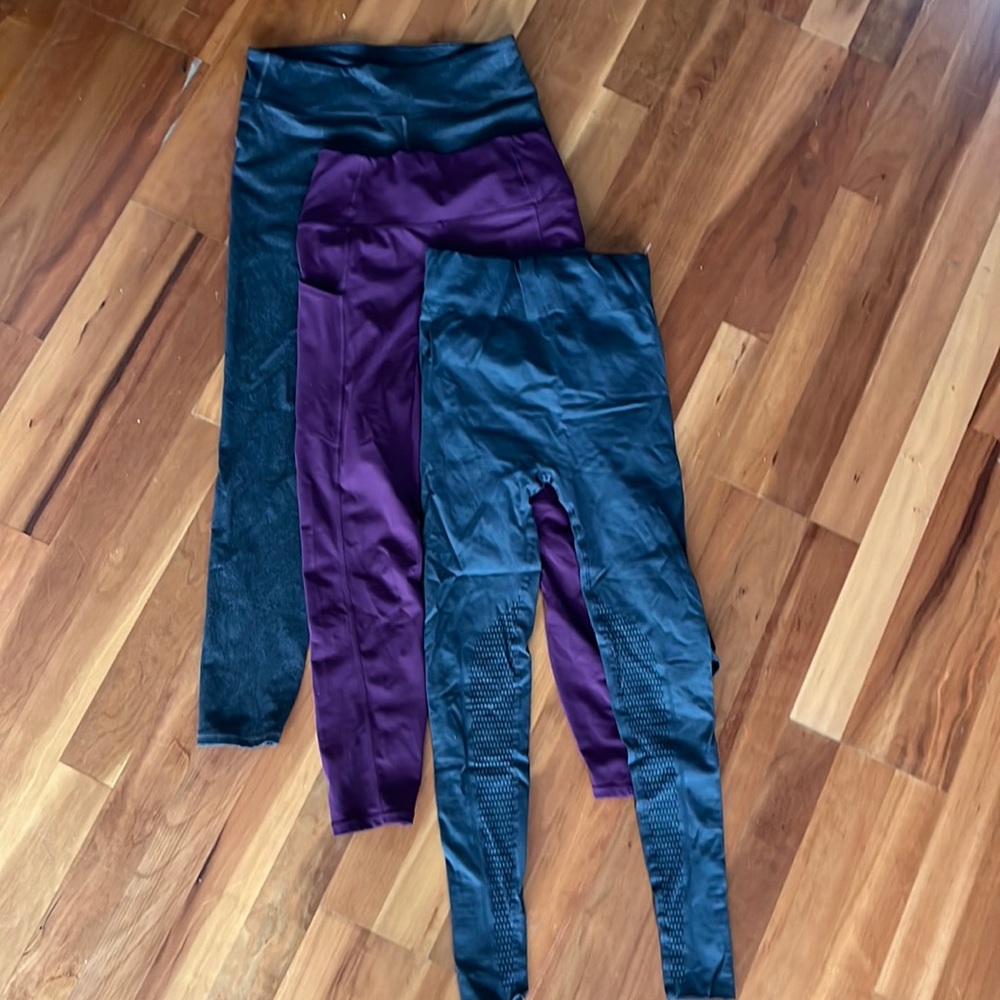 BUNDLE fabletics leggings all EUC, size small various colors/styles